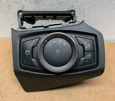 2012-2018 Ford Focus Interior Dash Headlight Switch Bezel 10107111-04 - Изображение 1 из 4