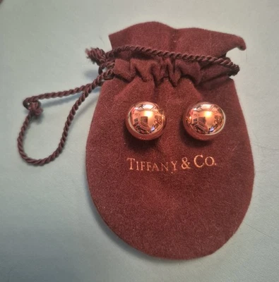 Pendientes Tiffany & Co. Vintage Oro 18K Botón Cúpula Foto 1 de 4