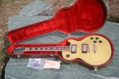 Greco (Gneco) EG360 1972 “todo dorado” + estuche rígido vintage más más Foto 1 de 4