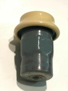 300PF 6KV VINTAGE ECC. CONDENSATORE MANOPOLA TRASMETTITORE RADIO RF bsa4dc - Foto 1 di 3