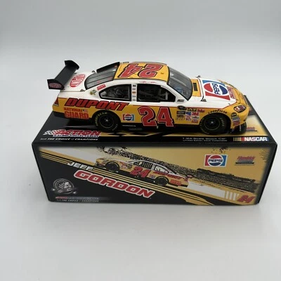 2009 Jeff Gordon #24 Pepsi Challenger Rétro 1:24 Action #4 - Immagine 1 di 4