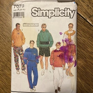 Simplicity 7073 easy essentials para hombre tops/pantalones informales patrón corte/usado - Imagen 1 de 3