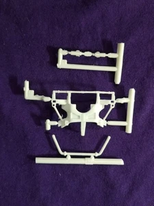 Dodge 330 1964 suspensión delantera y husillos para Lindberg AMT modelo 1:25 kit 64 - Imagen 1 de 9