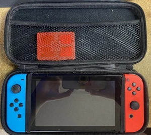 Nintendo Switch HAC-001 (-01) Console W/ Carrying Case And 2 Games - Picture 1 of 6