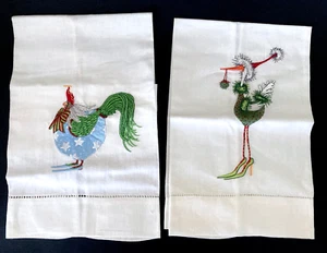 Menge 2 NEUE Patience Brewster Krinkles WEIHNACHTEN HAHN & STORCH Geschirr Gästetücher - Bild 1 von 3