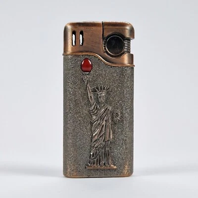 Vintage Souvenir Gas Lighter Statue Of Liberty New York NYC USA Gift Collectible - Image 1 of 4