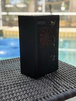 Velkase Velka 7 Mini ITX GAMING PC Portable Intel I7, 32gb DDR5 Ram - Image 1 of 4