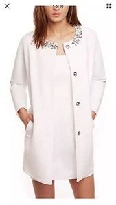 NEW EXPRESS Women’s White Jeweled Rhinestone Collar White Winter Coat Jacket. XS - Picture 1 of 9
