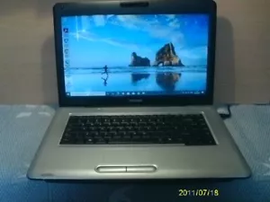 Toshiba Sat L450D-113 Laptop, 256GB SSD, Windows 10 Pro. 4gb RAM,(Ref;E246) - Picture 1 of 8