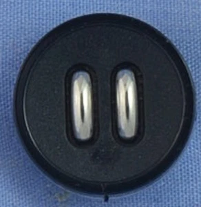 18mm Black / Silver Shank Button (x 2 buttons) - Picture 1 of 1