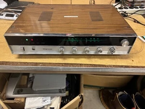 Vintage Magnavox FM/AM Solid State Stereo Receiver Model 1R1811 tested and works - Picture 1 of 4