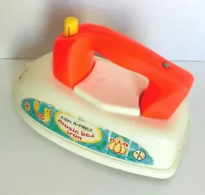 Caja musical Fisher Price 1967 vintage hierro limpieza economía del hogar niño pequeño - Imagen 1 de 6