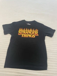 NWT Netflix Stranger Things Black T-Shirt Youth Boy /Girl Size Med/8 Flames Fire - Picture 1 of 7