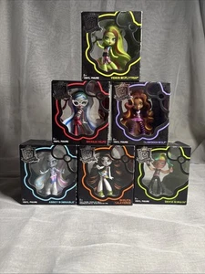 Monster High Acrylic Figures lot Deuce, Skelita, Abbey, Clawdeen, Ghoulia, Venus - Picture 1 of 20