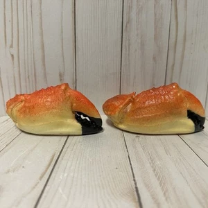 Juego de 2 garras de cangrejo de piedra roja de comida falsa realista utilería de exhibición restaurante 5 pulgadas - Imagen 1 de 6