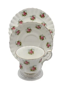 Royal Albert "Forget - Me - Not - Rose" Tea Trio - Made in England c.1956 - Picture 1 of 16