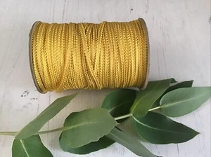 10 Meter Vintage Verkleidung. Sonnengelb. 0,4 cm breit. - Bild 1 von 4