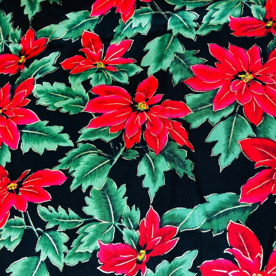 Clothworld Woodland Beautys Navidad 1993 Poinsettias on Black 1,75 yardas Foto 1 de 4