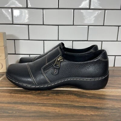 Clarks Cora Harbor Womens Size 6.5 Shoes Black Leather Side Zip Comfort Loafer - Image 1 of 4