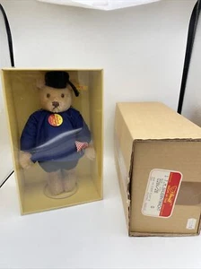 Steiff Teddy in Bauern Tracht 0284/28 KFS 28cm New In Original Boxes Farmer Bear - Picture 1 of 4