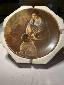 Vintage 1974 Irene Spencer "DEAR CHILD" Collector Plate Gorham Fina China in Box - Picture 1 of 4