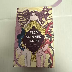TAROT STAR SPINNER DEJA QUE LAS ESTRELLAS ILUMINEN TU CAMINO JUEGO DE BARAJA DE 81 CARTAS POR TRUNGLES - Imagen 1 de 2