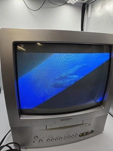 Toshiba MD13P3 13 Inch CRT TV Television DVD Combo Retro No Remote Tested. - Picture 1 of 12