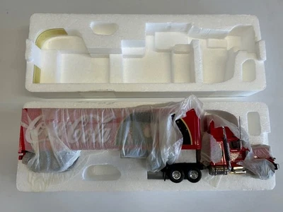 1997 Matchbox Ultra - Peterbilt Coca-Cola Christmas 18-Wheeler Truck - KS199/A-M - Image 1 of 4