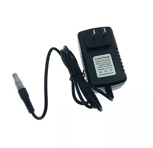 Charger for 10000mAh Extensional Li-ion Battery to TOPCON RTK - Picture 1 of 5
