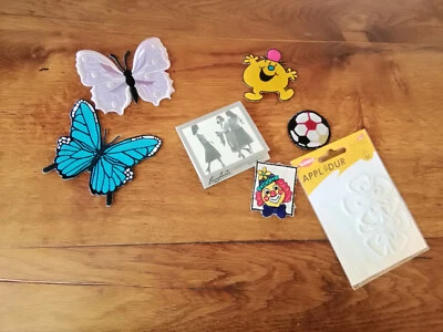 Konvolut 70er Vintage Aufnäher Patches Nähen Textil Schmetterlinge Fußball Clown - Bild 1 von 3