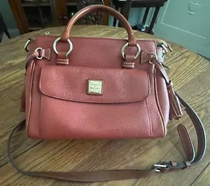 dooney and bourke red medium satchel - Picture 1 of 2