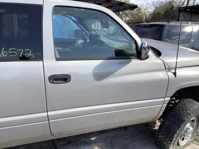 Passenger Front Door Regular Cab 2 Door Fits 94-02 DODGE 2500 PICKUP 3525463 Foto 1 de 4