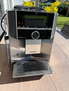 Siemens EQ.9 s700 WIFI Kaffeevollautomat/ Kaffeemaschine Top Zustand 3 Jahre Alt - Bild 1 von 6