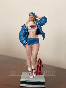 SuperGirl 25cm Professional Painted - Picture 1 of 10