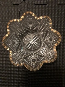 Vintage überbackene Kristall Sägezahn Muster Glas Bonboniere Schale mit Goldrand - Bild 1 von 3
