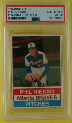 1976  Hostess Phil Niekro Signed Atlanta Braves Baseball Card PSAAuthenticated - Image 1 of 2