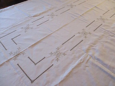 Service de table N°94 nappe 164 x 234 cm +12 serviettes broderie  coton ou lin  - Photo 1/4