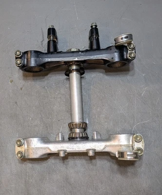 Abrazaderas de horquilla triple abrazadera superior inferior vástago de dirección Honda XR250R 1987-1995 Foto 1 de 4