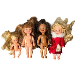 Mattel Kelly Barbie's Little Sister Doll Set De 4 Con Cabello Rubio y Moreno - Imagen 1 de 6