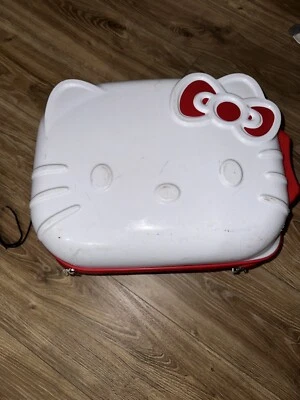 Hello Kitty 19" White/Pink Carry-On Luggage Used - Image 1 of 4