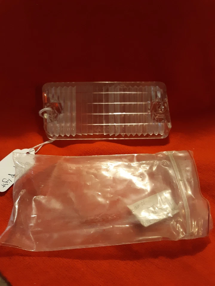 NOS GM 1971-72 OLDSMOBILE TORONADO BACK UP LENS 5963009 Foto 1 de 1