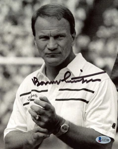 BARRY SWITZER SIGNED AUTOGRAPHED 8x10 PHOTO OKLAHOMA SOONERS LEGEND BECKETT BAS - Picture 1 of 2