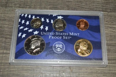 2002 United States Mint 5 Coin Proof Sealed in Case ! Very Nice ! - Image 1 of 4