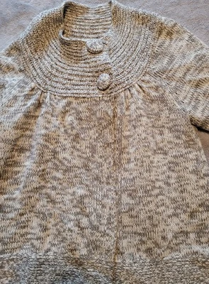 Cárdigan Apostrophe Tejido Corto Manga 3/4 2 Botones Delanteros Marrón Damas Mediano Usado en Excelente Condición Foto 1 de 4