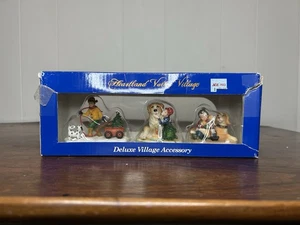 Heartland Valley Village Juego de 3 accesorios de lujo Village de 3 piezas para niños con perros - Imagen 1 de 5