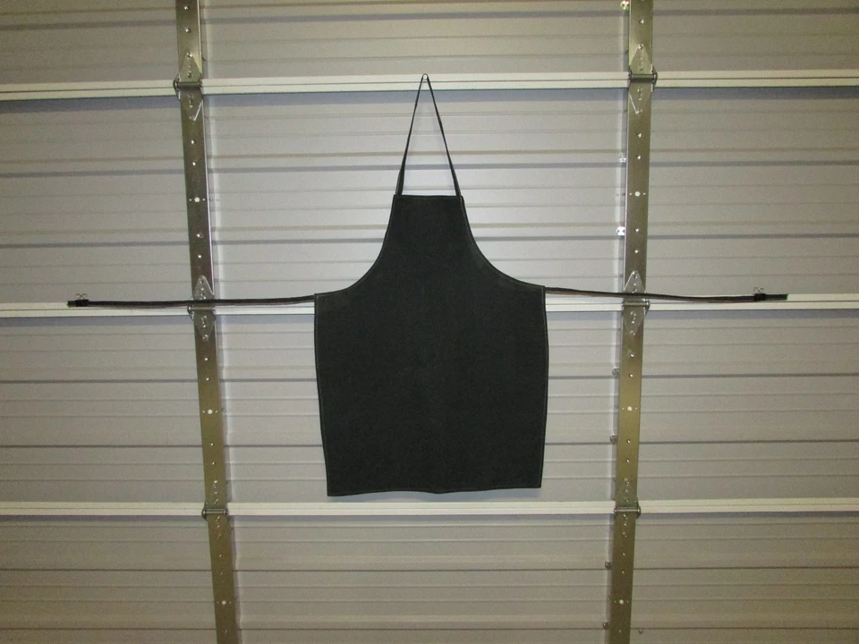 NEW HEAVY DUTY COTTON WORK APRON, 33" x 25", SEAWEED (S) - Image 1 of 1