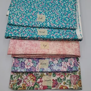 9+ Yd of Vintage Quilt Cotton Fabric Unbranded Floral Calico Crackled - Picture 1 of 5