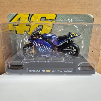 Rossi Yamaha YZR-M1 #46 World Champion 2004 Model Collection 1/18 - Image 1 of 3