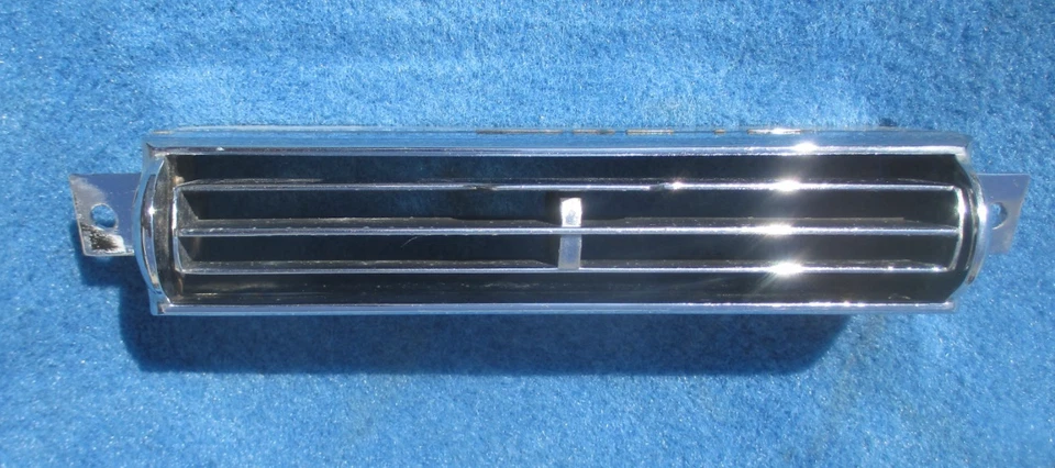 1966 年别克 Skylark GS Sport Wagon Special Dash Center A/C Vent 原始设备制造商通用 — 第 1/4 张图片