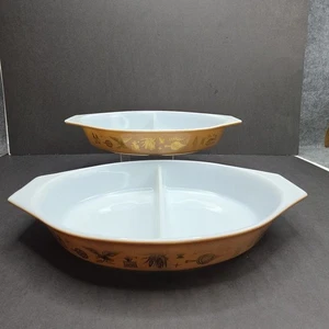 Pyrex Early American 1.5 Quart Divided Oval Covered Casserole Dish Set of 2. - Picture 1 of 13